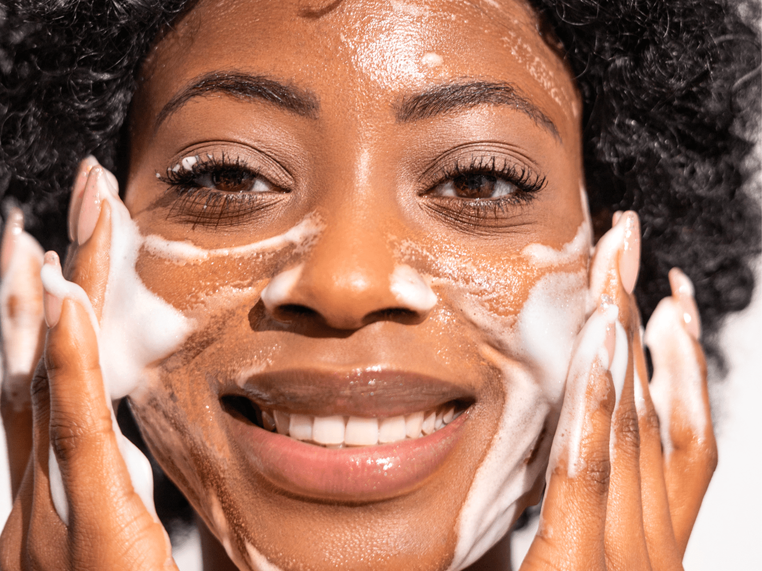 be consistent while follwing affordable skincare routine for 30s